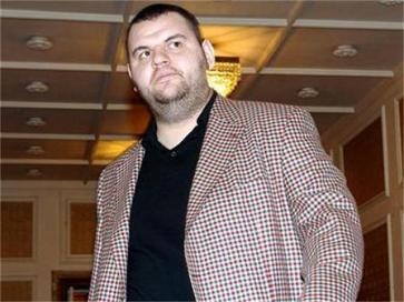 Бившият депутат и медиен магнат Делян Пеевски е свързан с